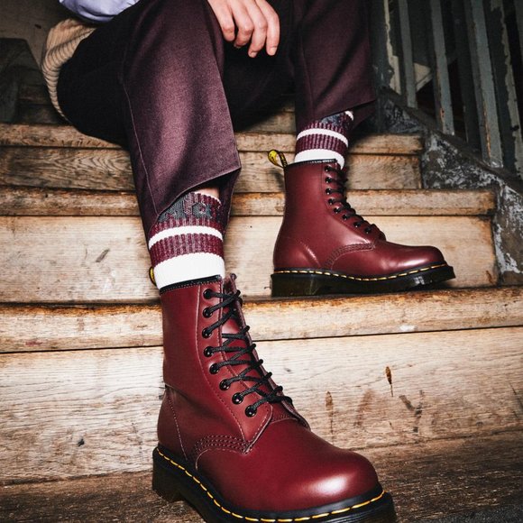 DR MARTENS BOOTS - 1460 WOMEN'S SMOOTH LEATHER - CHERRY - SIZE 9 - Picture 12 of 12